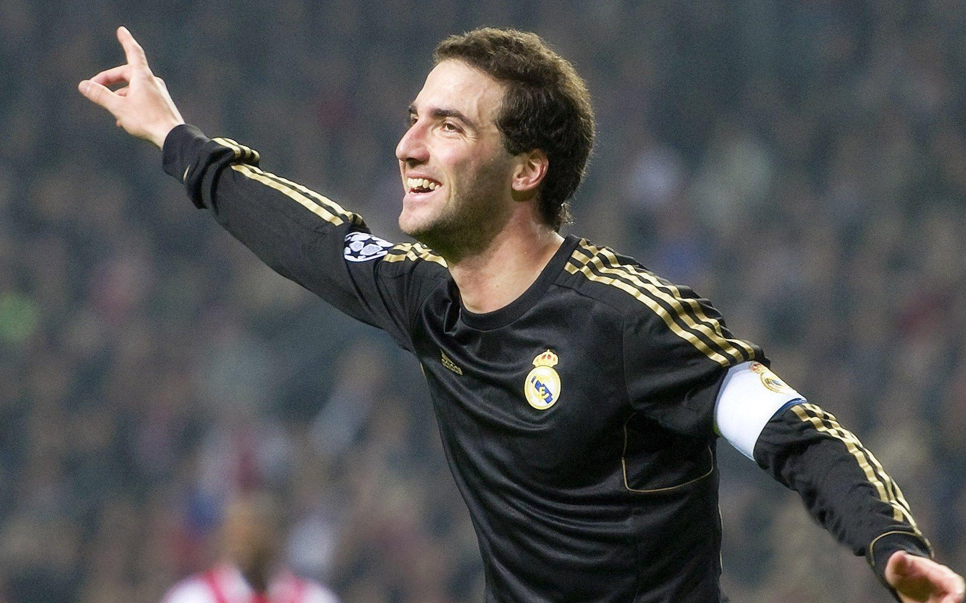 梦剧场陷默，红魔主场0-1不敌太妃糖，十二载主场金身告破